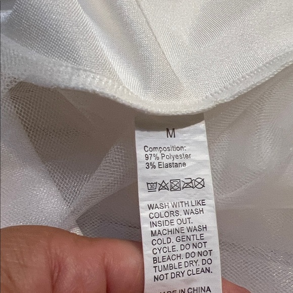 Elegant White Satin Short Slip Lace Dress. Medium Slim - Picture 4 of 6